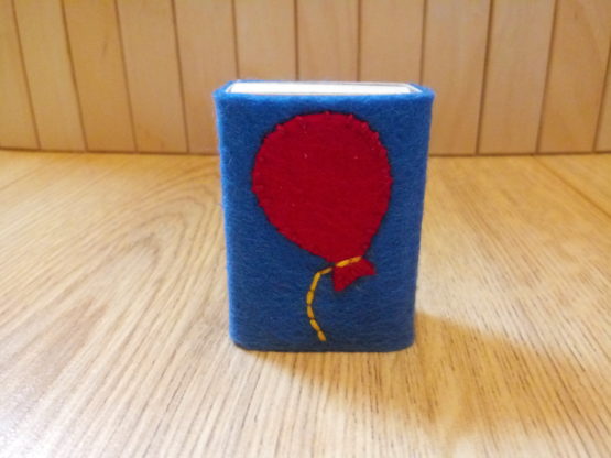 Vilten kiekeboedoosje - Ballon rood - Afbeelding 2