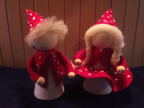 Pegdoll Kabouters rood met witte stippen (groot)